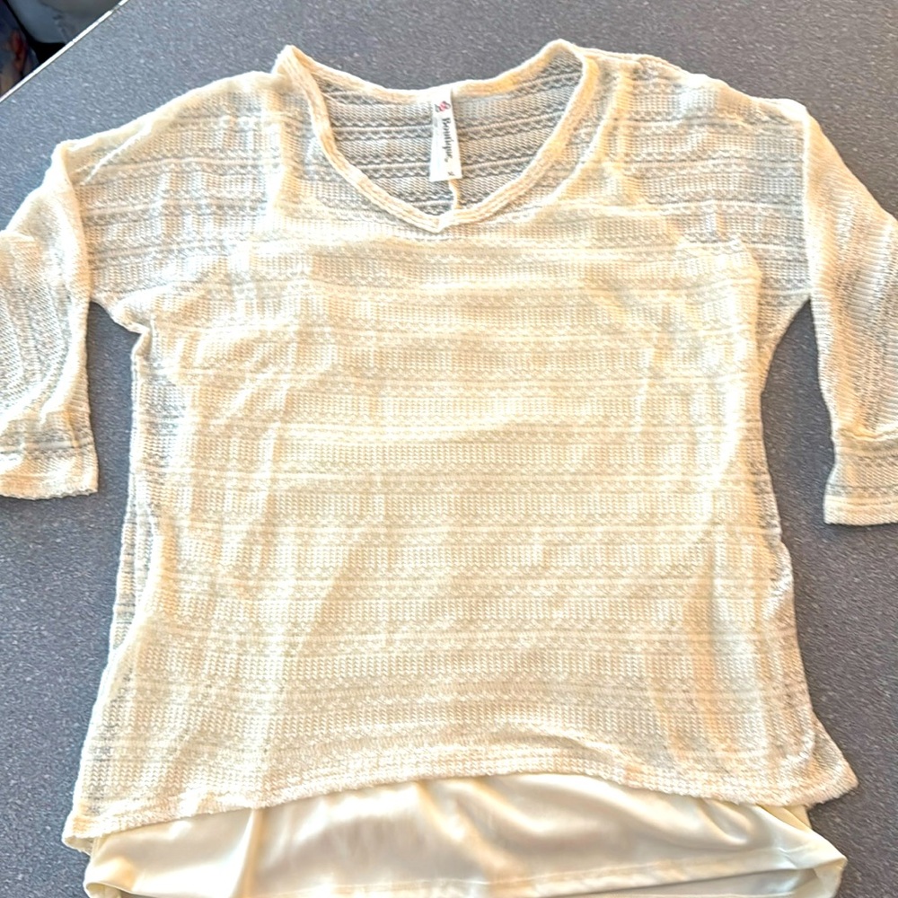 B&B Boutique light weight Bohemian Sweater with camisole (1-BB0002)